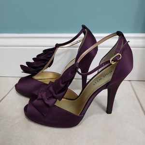 Nine West Purple Ruffle Pumps Size 6.5M